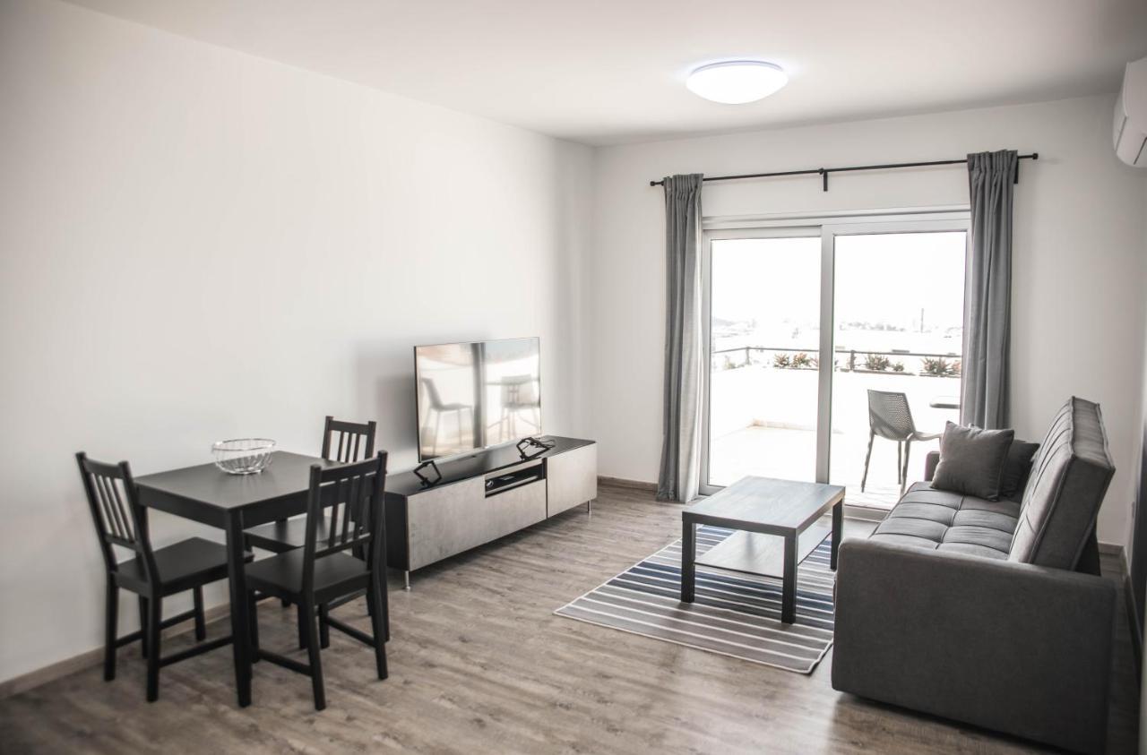 Lovely One Bedroom Apartment With Nice View Kissonerga Exterior foto